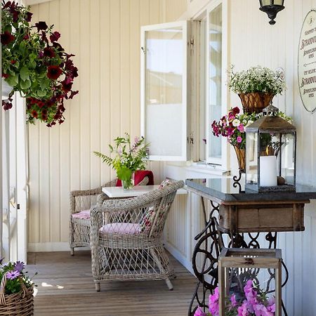 Strandvillan Hotell Och Bed & Breakfast Lysekil Buitenkant foto