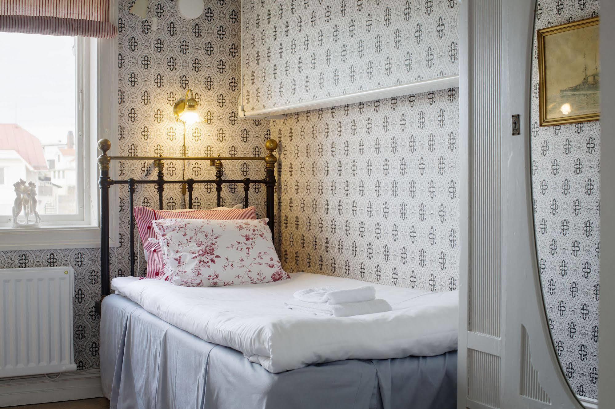 Strandvillan Hotell Och Bed & Breakfast Lysekil Buitenkant foto